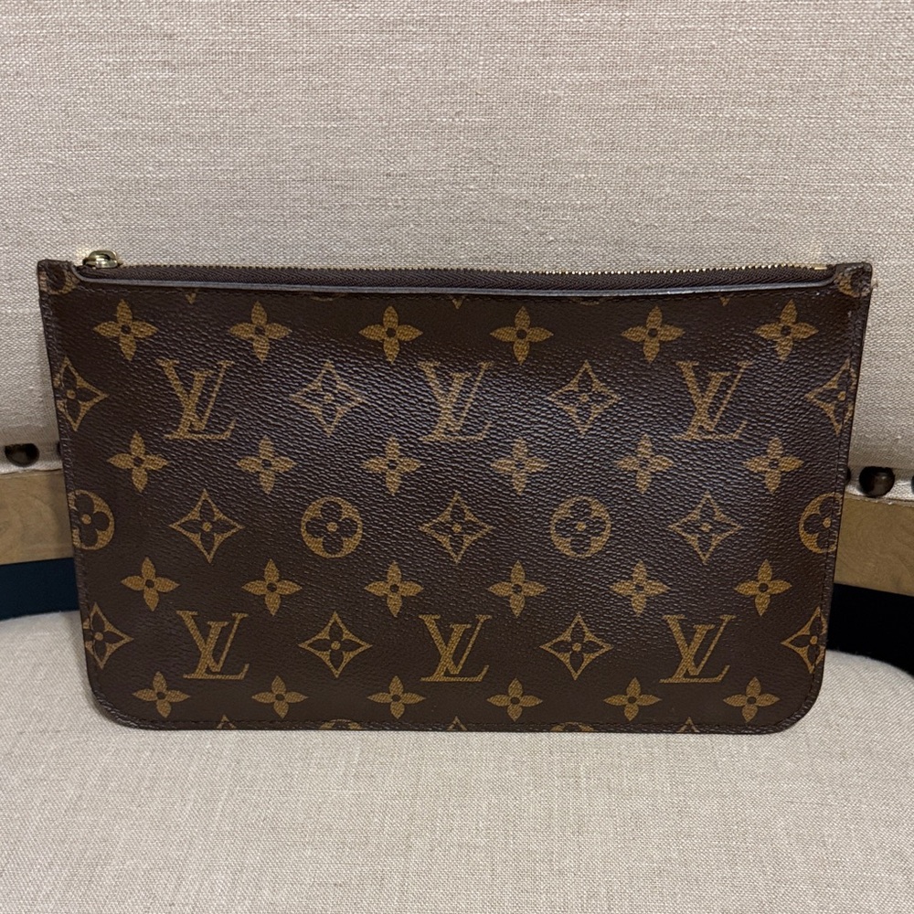 Louis Vuitton Monogram Large Neverfull Pochette/Wristlet SEE DESCRIPTION